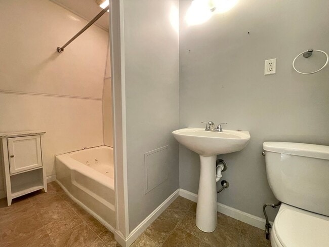 Photo - 60-62 Broadway Unidad # 5