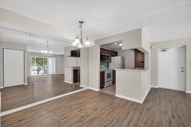 Photo - 2512 SE Anchorage Cove Unidad 2