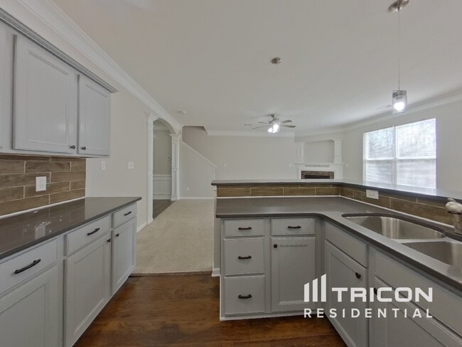 Photo - 2435 Cairns Mill Court