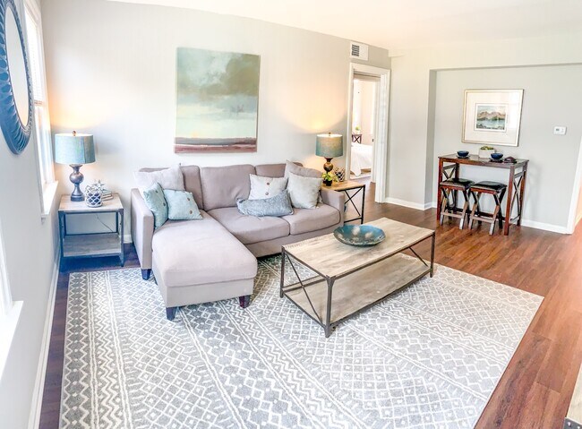 Photo - Cutshaw Apartments