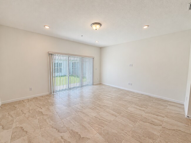 Photo - Harbor Square townhome home