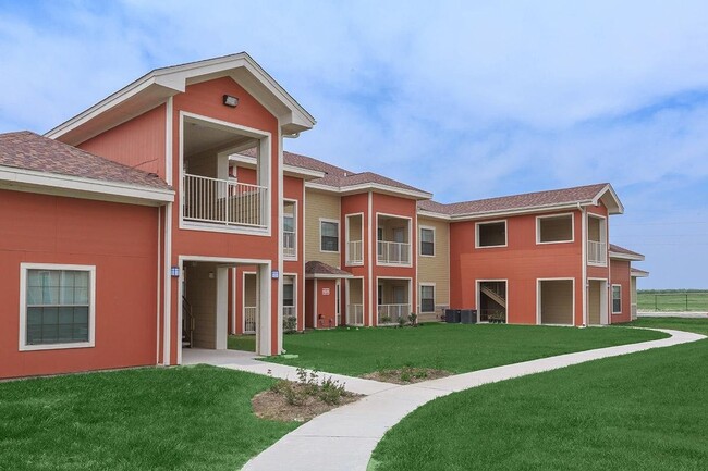 Photo - 315 Butterfly Garden Dr