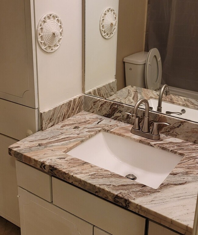 Photo - 11001 Sherry Ln