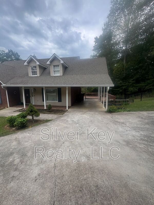 Photo - 1339 English Ln