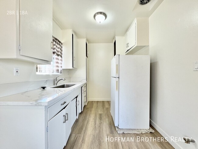 Photo - 5625 W Jefferson Blvd Unit 1