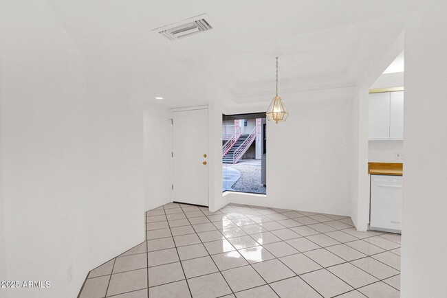 Photo - 5035 N 10th Pl Unidad 108