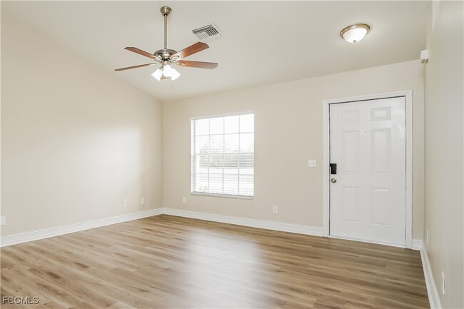 Building Photo - 2122 NE 20th Ln Rental