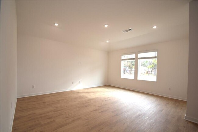 Photo - 367 Florida Ave