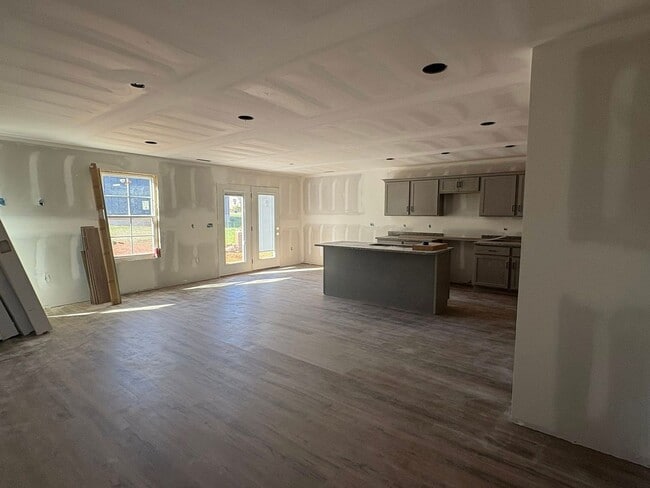 Photo - For Rent