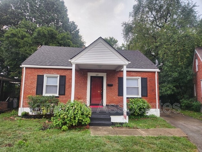 Building Photo - 1627 Catalpa St