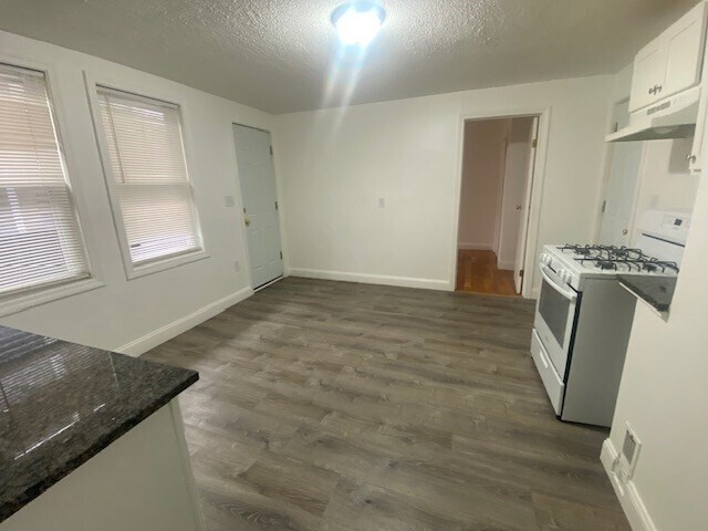 Photo - 176 Ferry St Unit 3L