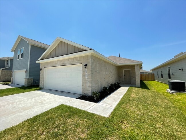 Building Photo - 25572 Northpark Palm Dr