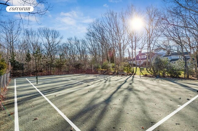 Photo - 3368 Noyack Rd