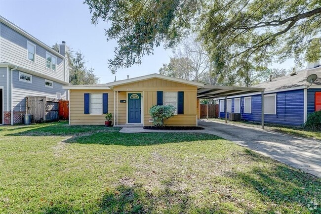 Building Photo - 4311 Ione St Rental