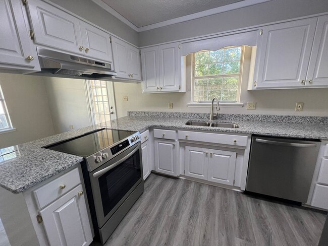 Photo - Beautiful 3 Bedroom 2 Bath Home