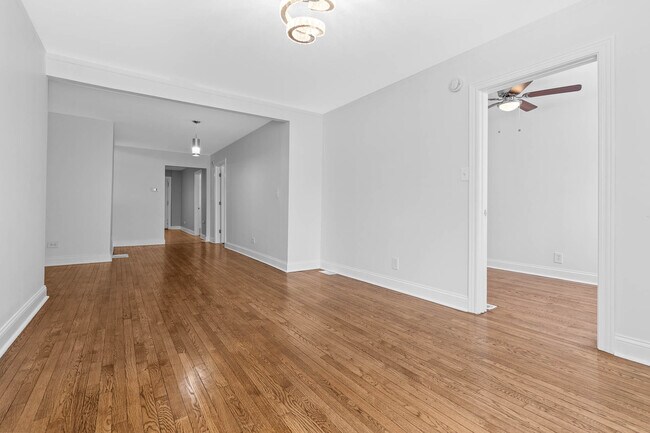 Photo - 2228 S. Wood-1 Unit 1