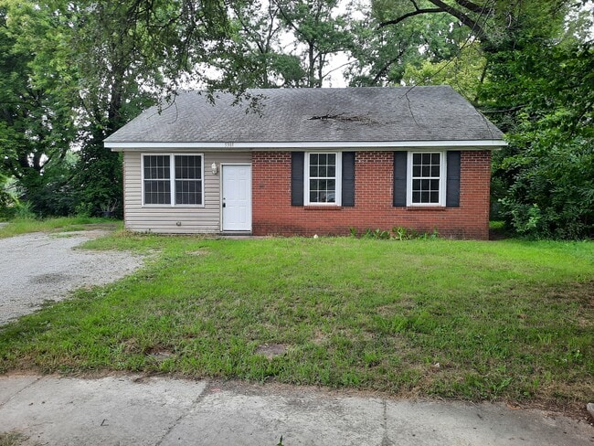 Building Photo - 5301 Mansfield Ct