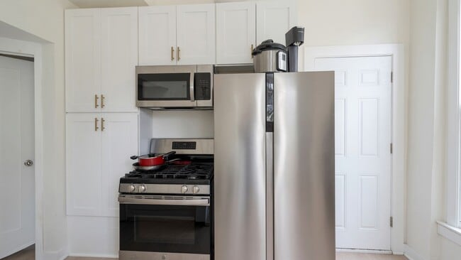 Photo - 1322 W Ohio St Unit 3F