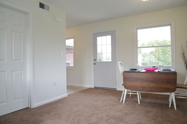 Photo - Neffsville Cottages