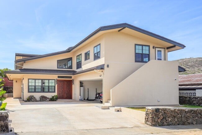 229 Hanamaulu St