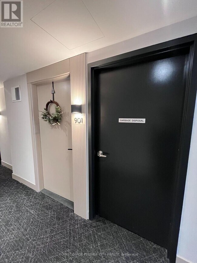 Photo - 225 Malta Ave. Unité 901