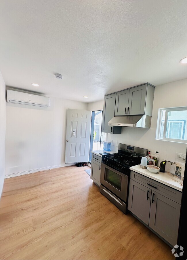 Building Photo - 15509 Denley St Unit 15509 Rental