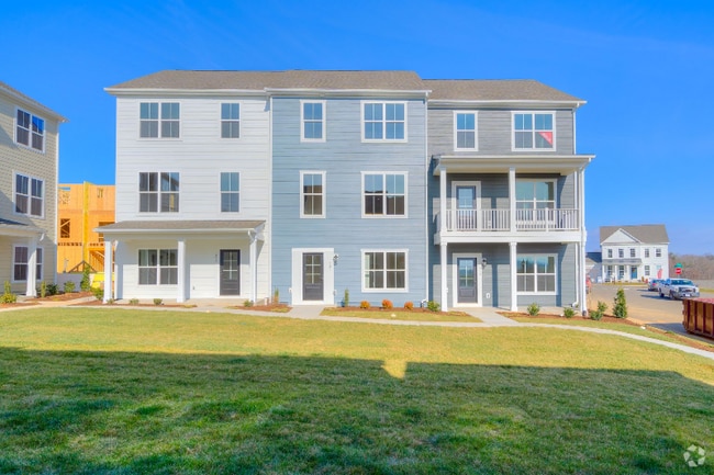 Building Photo - 505 John Adams Dr NW Rental