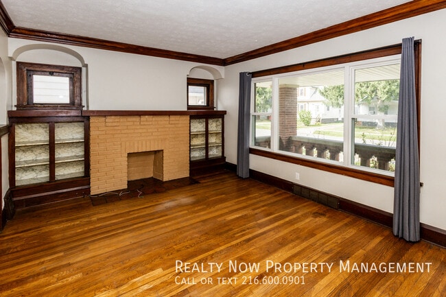 Photo - 3765 W 134th St Unidad 1