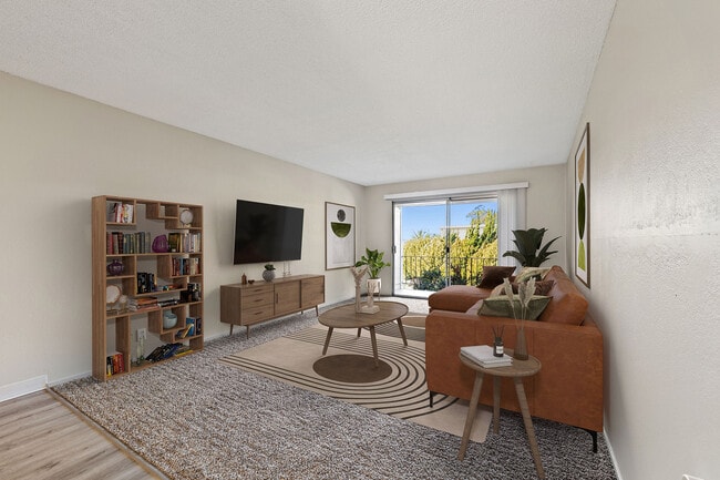 Building Photo - ReNew Miramonte Rental
