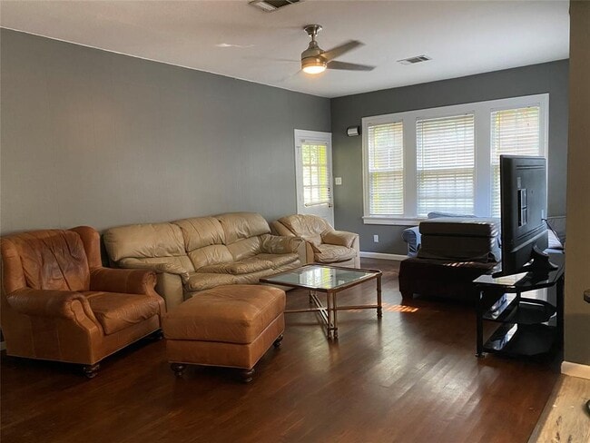 Photo - 3804 Duval St