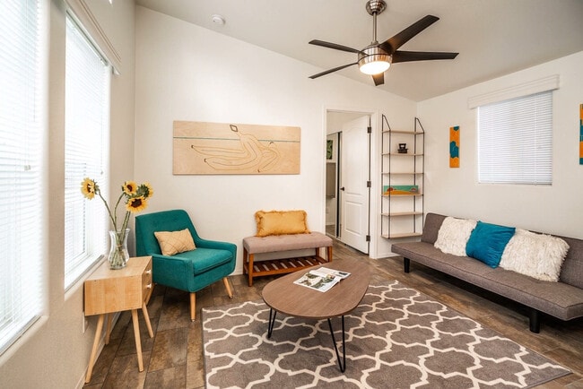 Photo - 2578 Tovar Trail Unidad #25