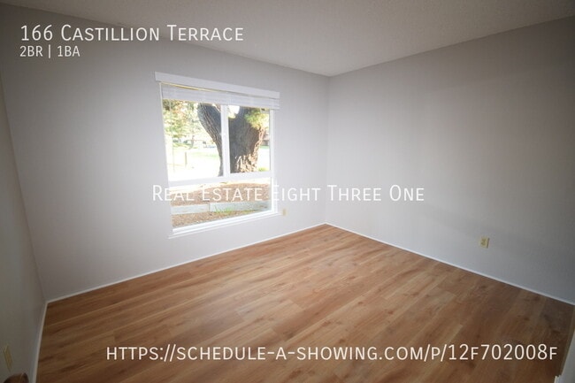 Photo - 166 Castillion Terrace