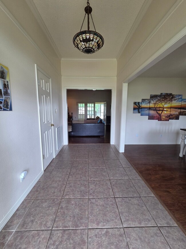 Photo - 1140 Allison Dr