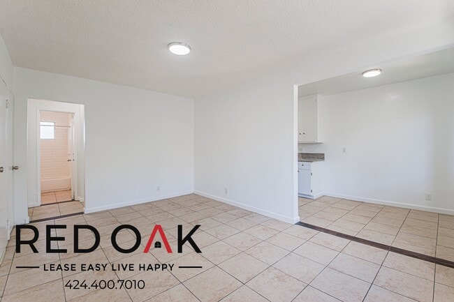 8118 S Western Ave Unidad 10
