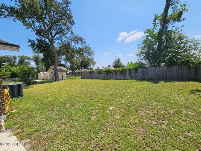 Photo - 221 Viola Ave