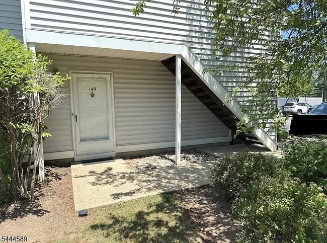 Photo - 149 Mockingbird Ct