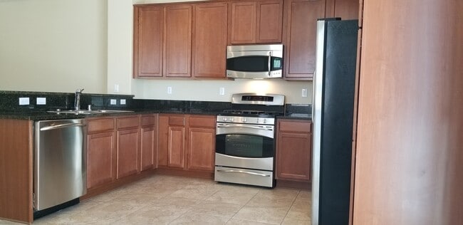 Photo - Large beautifully maintained newer home located in Demonte Ranch.