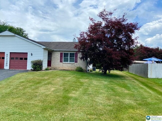 Photo - 94 Jonathan Dr