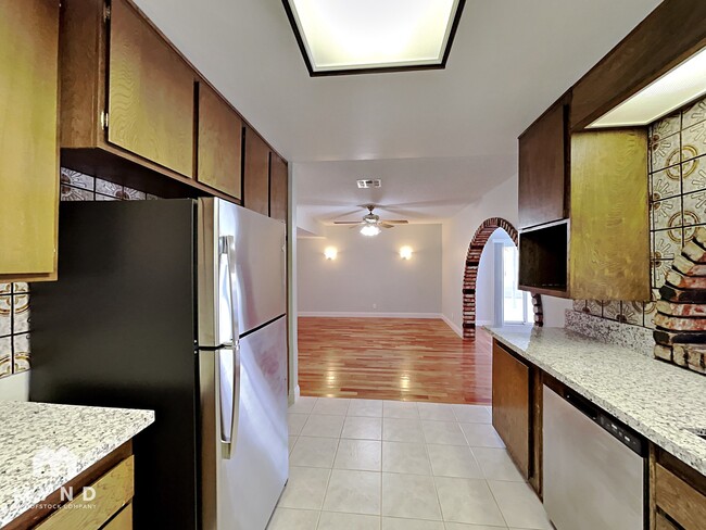 Photo - 7052 Acorn Ct
