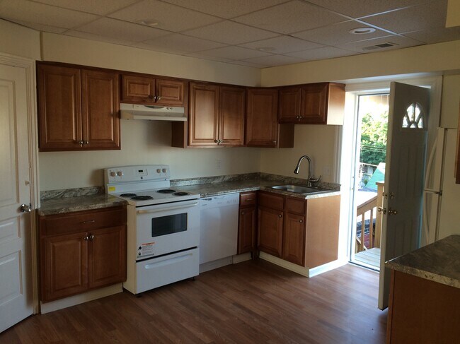 Cocina 1 - 4512 Liberty Ave Unidad 3