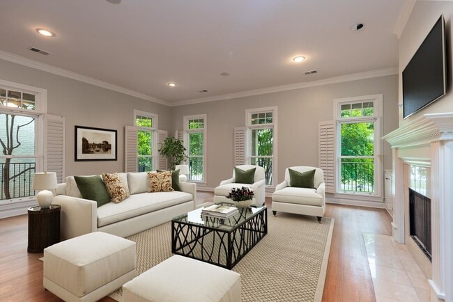 Photo - Gorgeous Riverfront home in Harbor Town