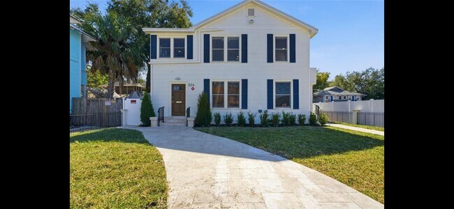 326 6th Ave N Unit 301