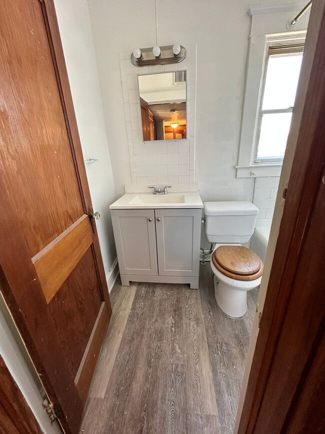 Photo - 4801 Edgar Terrace Unit 2