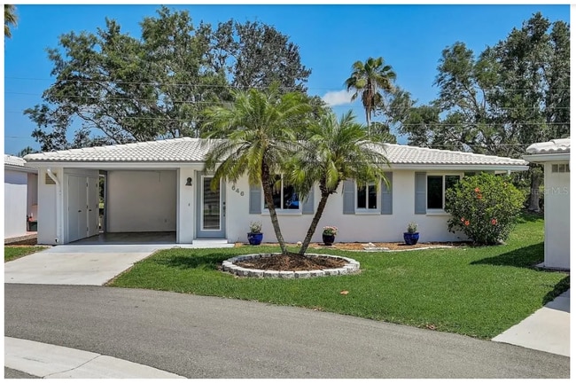 Building Photo - 646 Circlewood Dr Rental