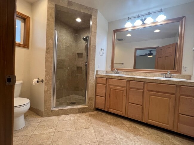 Photo - 3/2.5/2 Charming home in Minden!