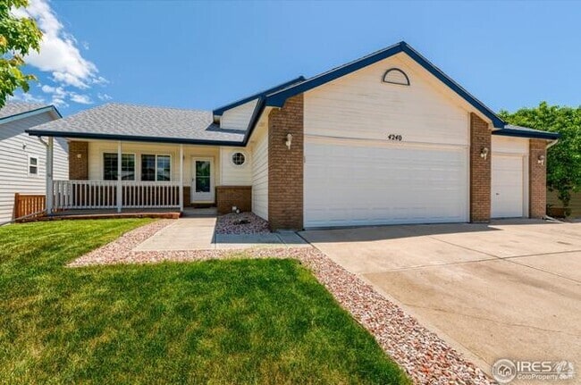 Building Photo - 4240 Coaldale Dr Unit 4240 Coaldale Dr. Rental
