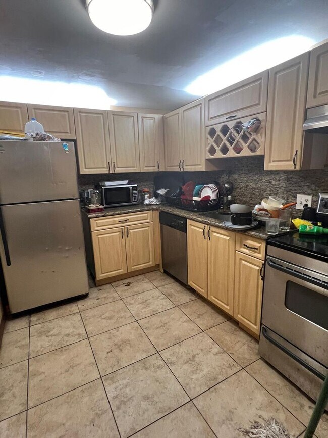 Building Photo - 4605 Unit 1