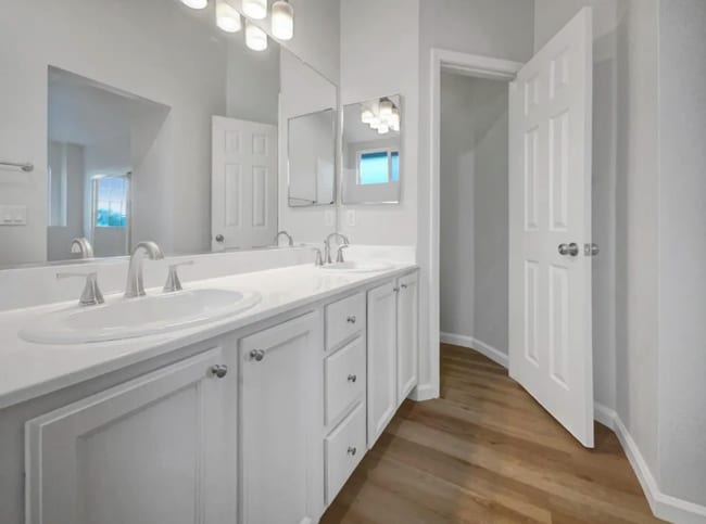 Photo - 1540 Pastal Way