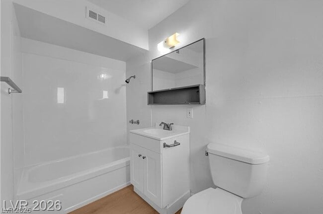 Photo - 2908 E Poplar Ave