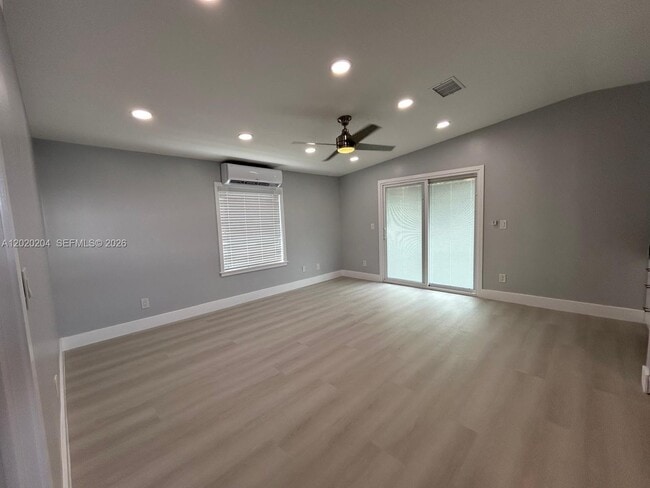 Photo - 740 NW 219th Ave